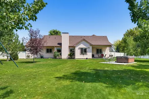 Exterior - 15585 Moonstruck Dr, Caldwell, ID 83607 photo 7 of 10
