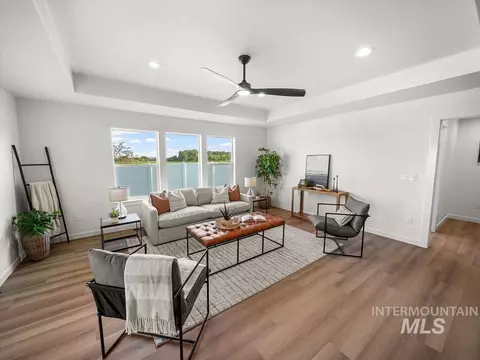Living - 1243 Magic Rd, Twin Falls, ID 83301 photo 2 of 2