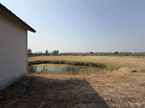 Exterior - 27924 Sand Rd, Parma, ID 83660 photo 8 of 13