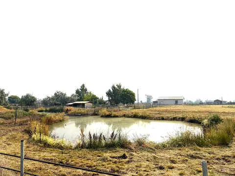 Exterior - 27924 Sand Rd, Parma, ID 83660 photo 7 of 13