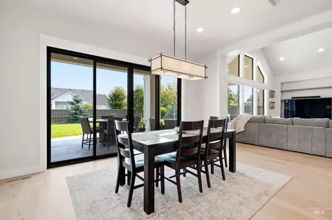Dining - 5301 W Strant St, Eagle, ID 83616 photo 1 of 4