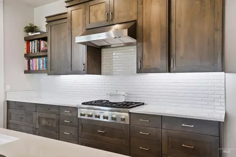 Kitchen - 5301 W Strant St, Eagle, ID 83616 photo 4 of 4