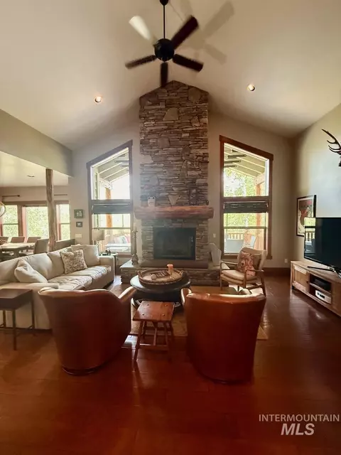 Living - 1455 Bitterroot Dr, Mccall, ID 83638 photo 1 of 3
