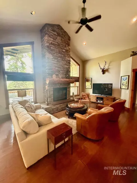 Living - 1455 Bitterroot Dr, Mccall, ID 83638 photo 2 of 3