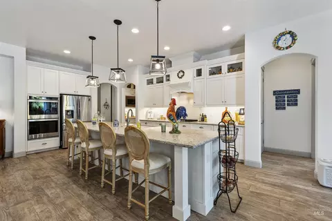 Kitchen - 5853 W Venetian Dr, Eagle, ID 83616 photo 1 of 5
