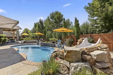 Exterior - 5853 W Venetian Dr, Eagle, ID 83616 photo 7 of 10