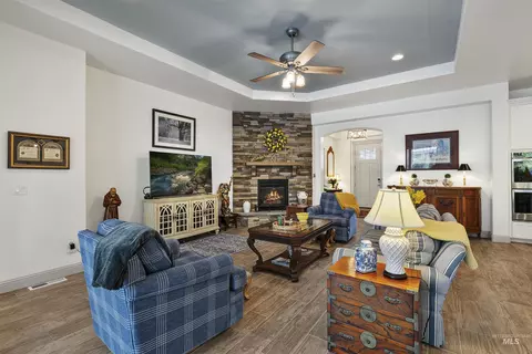 Living - 5853 W Venetian Dr, Eagle, ID 83616 photo 3 of 3