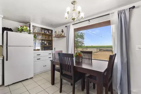 Dining - 894 E 3700 N, Castleford, ID 83321 photo 2 of 2