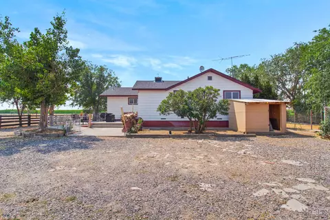 Exterior - 894 E 3700 N, Castleford, ID 83321 photo 8 of 12