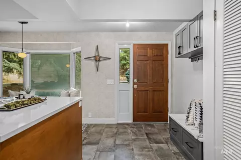 Entry Way - 820 N Argyll Dr, Boise, ID 83702 photo 1 of 6