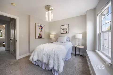 Bedroom - 2697 E Lakefork Dr, Eagle, ID 83616 photo 7 of 9