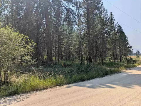 110 E Prospectors Dr, Cascade, ID 83611 photo 15