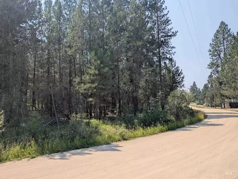110 E Prospectors Dr, Cascade, ID 83611 photo 13