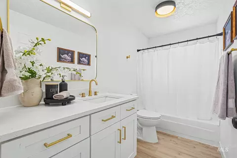 Bath - 1305 N 2nd E, Mountain Home, ID 83647 photo 1 of 1