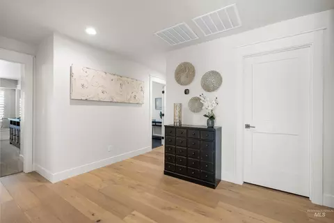 Entry Way - 6113 W Redland Dr, Eagle, ID 83616 photo 5 of 6