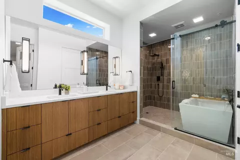 Bath - 55 E State St #302, Eagle, ID 83616 photo 1 of 7