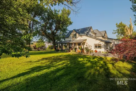 Exterior - 2143 Bonner Rd, Midvale, ID 83645 photo 5 of 9