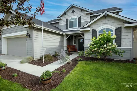 11701 W Pachino Dr, Nampa, ID 83686