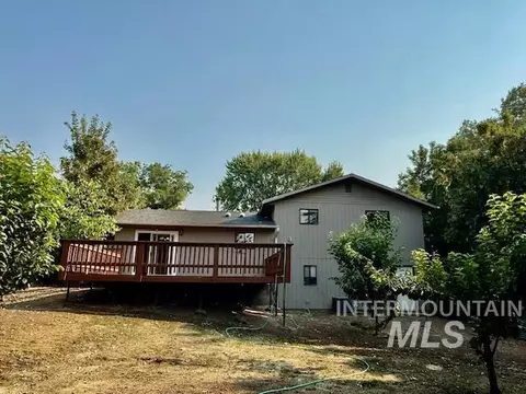 Exterior - 1009 W Hemlock Ave, Lewiston, ID 83501 photo 1 of 9