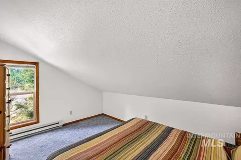 Bedroom - 1370 Divot Ln, Mccall, ID 83638 photo 6 of 7