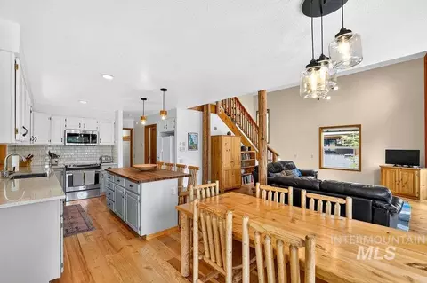 Dining - 1370 Divot Ln, Mccall, ID 83638 photo 1 of 4