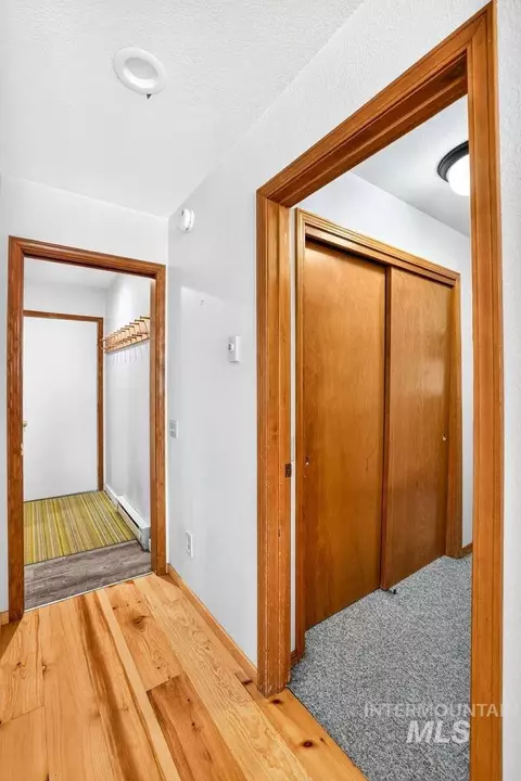 Entry Way - 1370 Divot Ln, Mccall, ID 83638 photo 1 of 3
