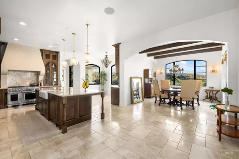 Dining - 1083 E Chardie Rd, Boise, ID 83702 photo 2 of 2