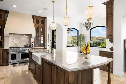 Kitchen - 1083 E Chardie Rd, Boise, ID 83702 photo 2 of 7