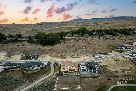 View/Area - 1083 E Chardie Rd, Boise, ID 83702 photo 3 of 4