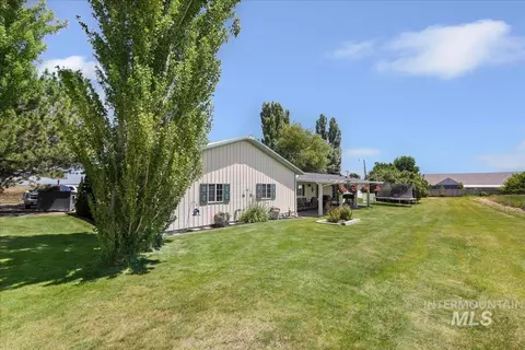 Exterior - 2225 E 1010 S, Hazelton, ID 83335 photo 7 of 14