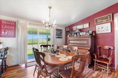 Dining - 2225 E 1010 S, Hazelton, ID 83335 photo 1 of 1