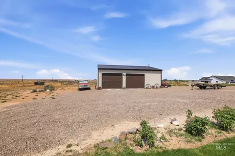 Exterior - 178 E Syringa Loop, Shoshone, ID 83352 photo 11 of 11