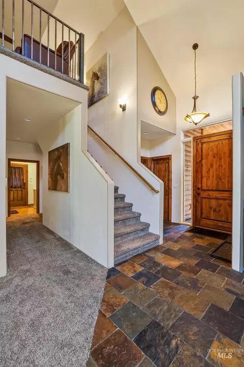 Entry Way - Undisclosed, Mccall, ID 83638 photo 3 of 4