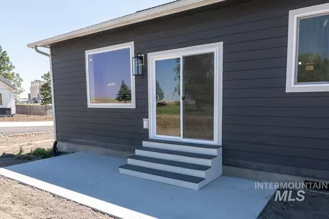 Exterior - 516 Maple Crt, Genesee, ID 83832 photo 8 of 8