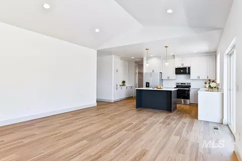 Other - 516 Maple Crt, Genesee, ID 83832 photo 5 of 14