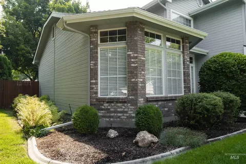 Exterior - 1788 N Princeton Way, Eagle, ID 83616 photo 6 of 8