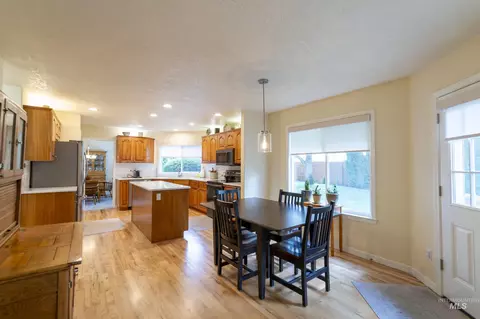 Dining - 1788 N Princeton Way, Eagle, ID 83616 photo 2 of 2