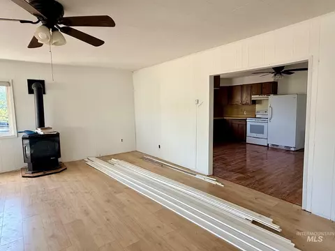 Living - 126 Aitken Rd, Weippe, ID 83553 photo 1 of 2