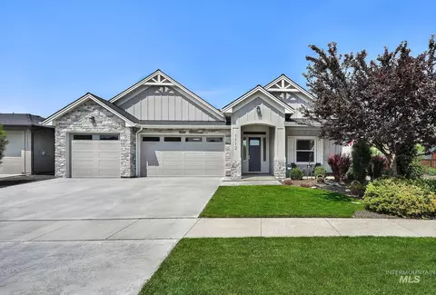 1112 W Capstone Dr, Nampa, ID 83686