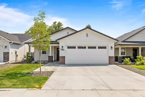 3498 NW 14th Ave, Meridian, ID 83646