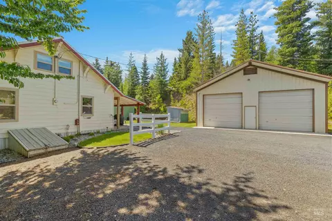 Exterior - 210 S 2nd St, Elk River, ID 83827 photo 10 of 13