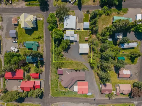 View/Area - 210 S 2nd St, Elk River, ID 83827 photo 2 of 4