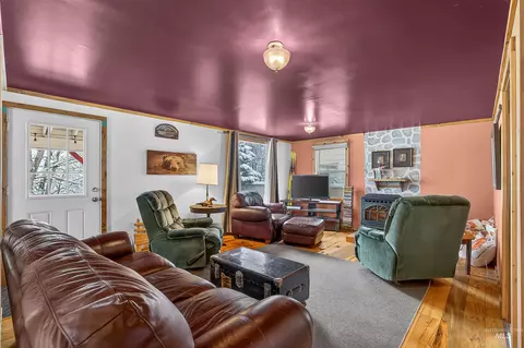 Living - 210 S 2nd St, Elk River, ID 83827 photo 1 of 2