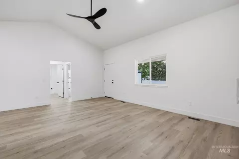 Living - 770 E Red Bud St, Kuna, ID 83634 photo 2 of 2