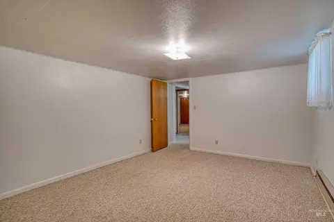 Bedroom - 365 Clabby Rd, Weiser, ID 83672 photo 4 of 9