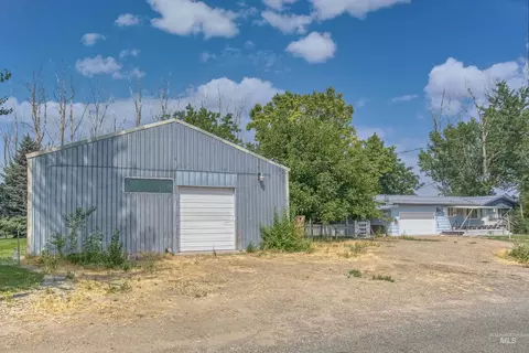 Exterior - 365 Clabby Rd, Weiser, ID 83672 photo 5 of 12