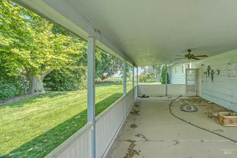 Exterior - 365 Clabby Rd, Weiser, ID 83672 photo 9 of 12