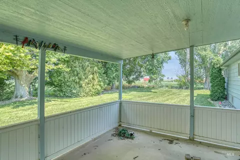 Exterior - 365 Clabby Rd, Weiser, ID 83672 photo 8 of 12