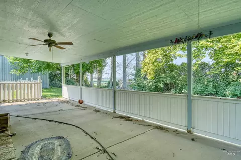Exterior - 365 Clabby Rd, Weiser, ID 83672 photo 3 of 12