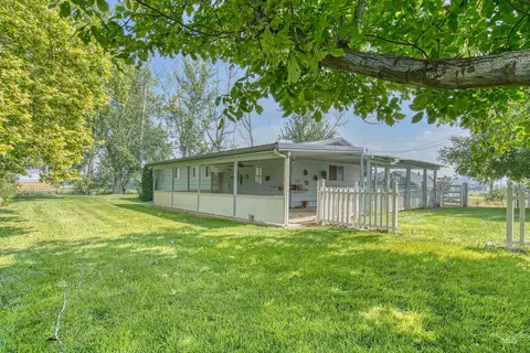 Exterior - 365 Clabby Rd, Weiser, ID 83672 photo 2 of 12